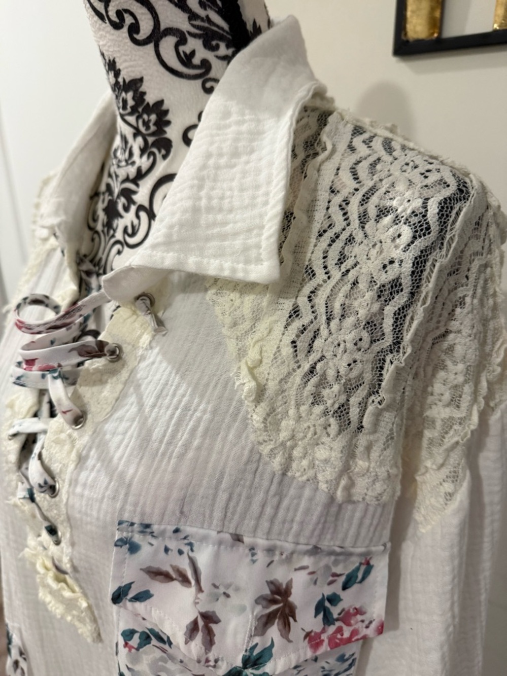 POL Ivory Lace-Up Patchwork Peasant Tunic - Picture 4 of 9